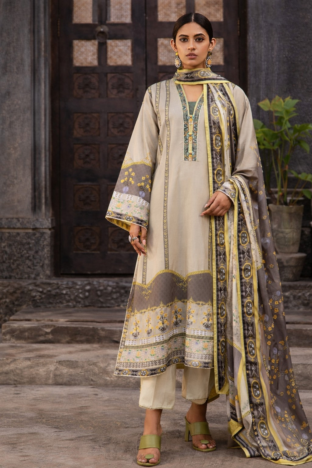 Elegant Beige Embroidered 3-Piece Lawn Suit